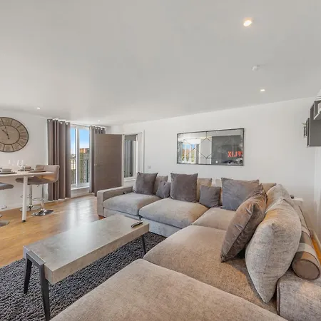 Апартаменты Mearns Street Penthouse - Grampian Lettings Ltd Абердин Экстерьер фото